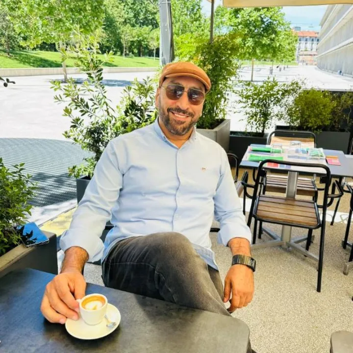 صورة م. داود كبها، مؤسس دو جروب